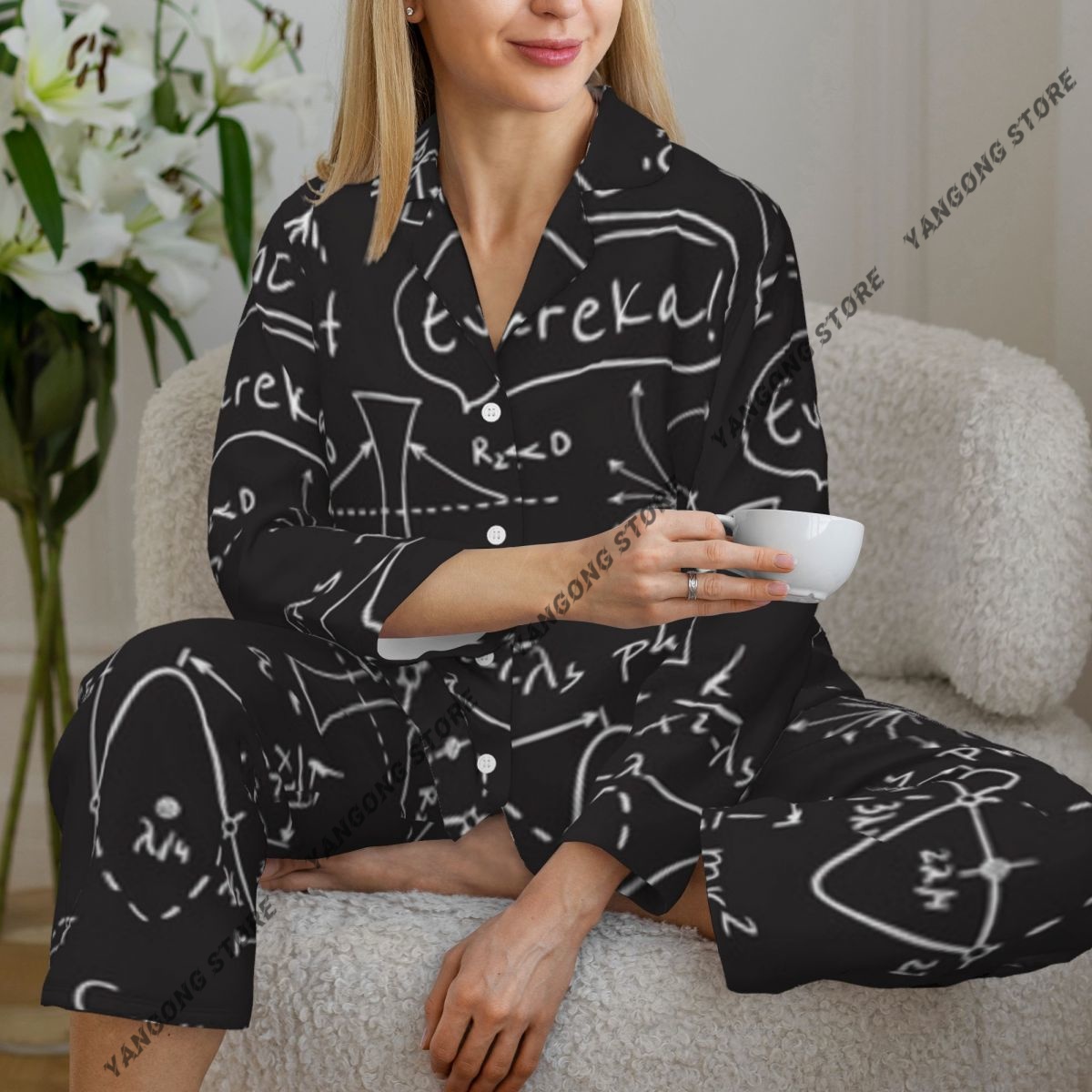 Monochrome Suit Set - Женская одежда для сна, пижамы, научная