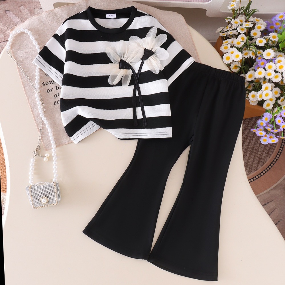 Monochrome Suit Set - Новинка: Детский комплект с монохромной полосатой