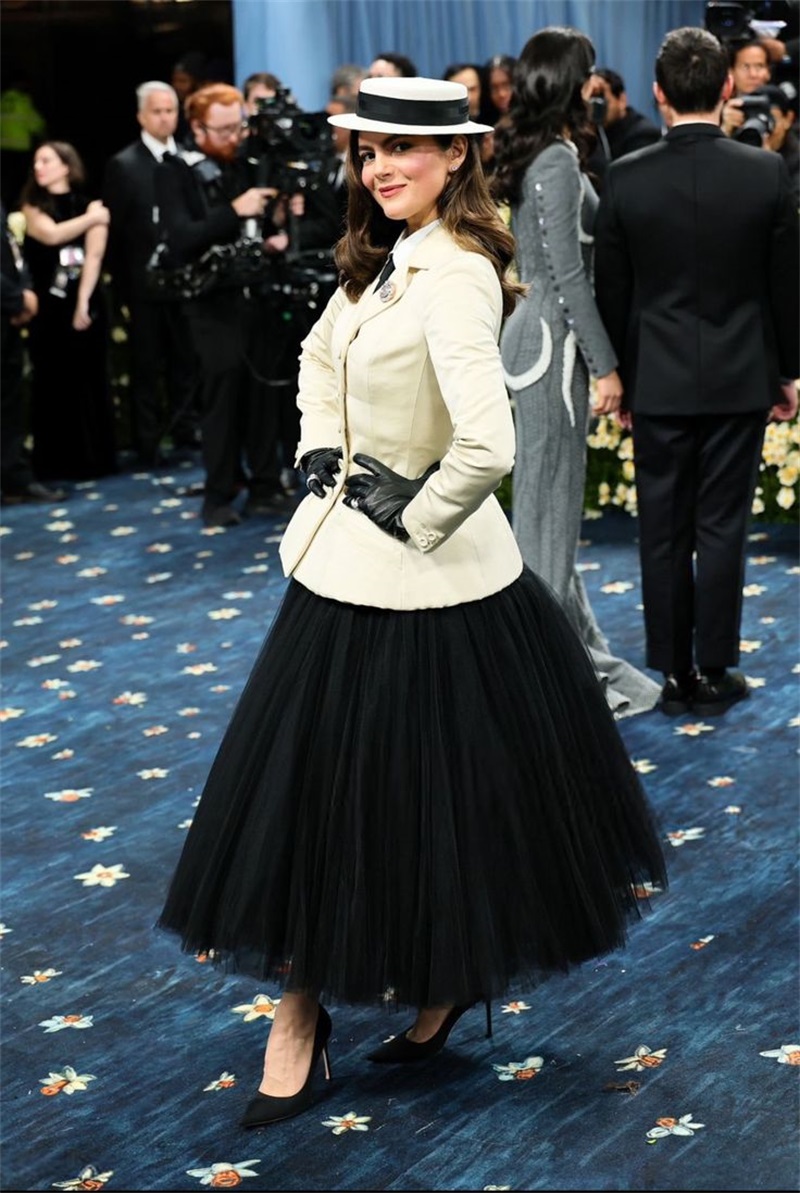 Белые женские офисные костюмы, – обзор и цена Women Formal Wear Black And White