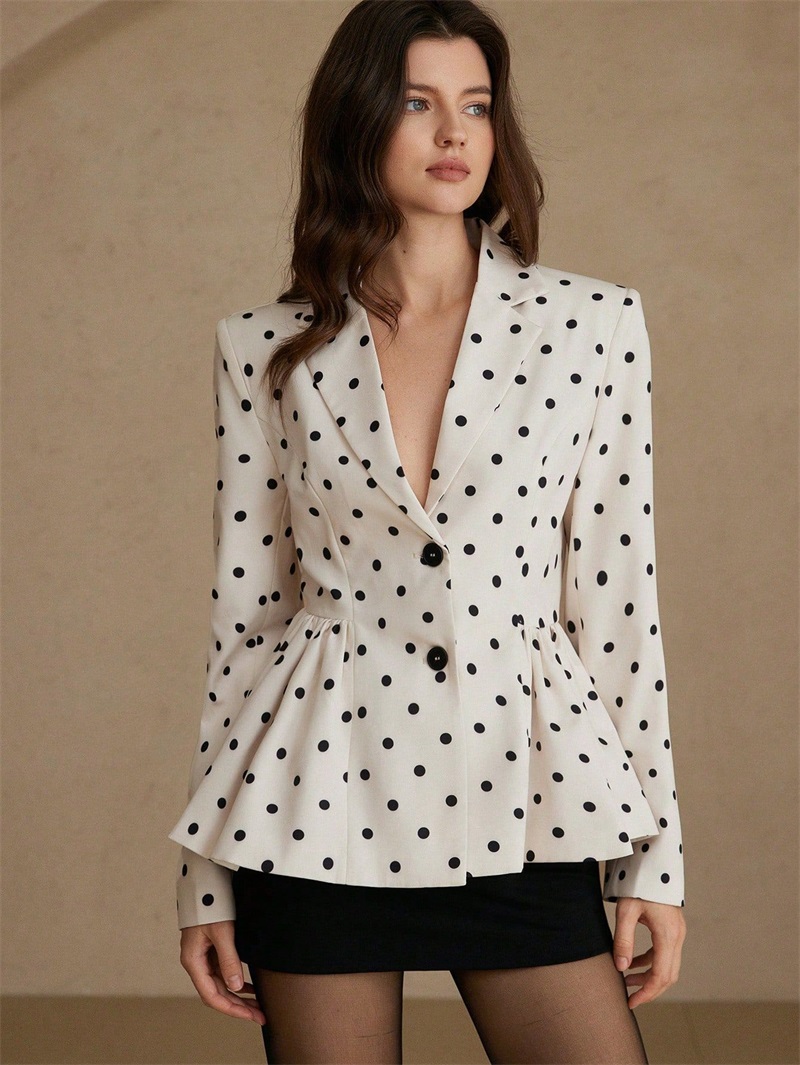 Белый женский костюм с черными – обзор и цена Women Formal Wear Black And White