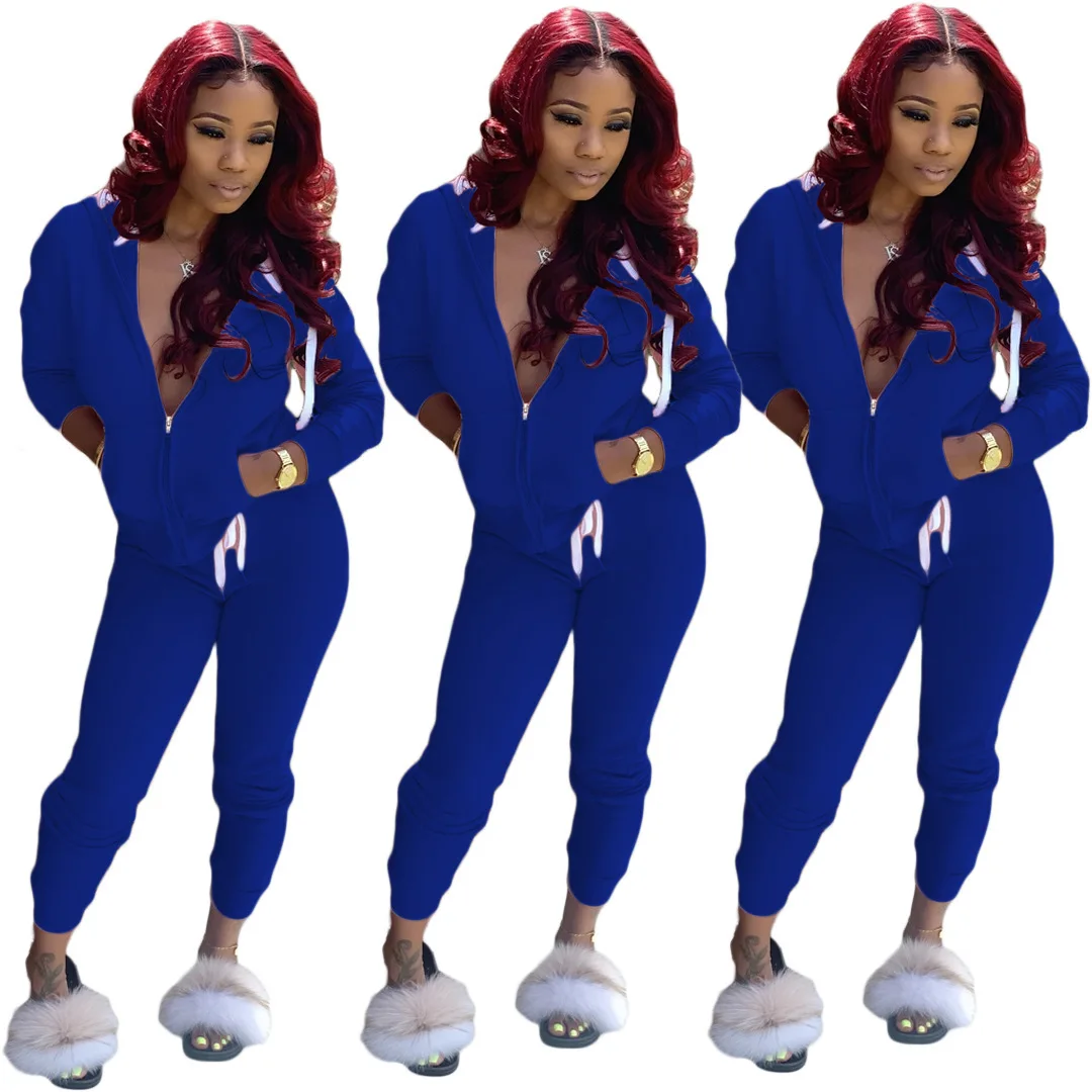 Спортивный флисовый костюм для – обзор и цена Monochrome Suit Set